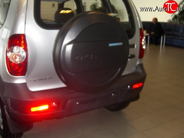 3 549 р. Бокс запасного колеса Bertoni Chevrolet Niva 2123 рестайлинг (2009-2020) (Неокрашенный)  с доставкой в г. Белгород