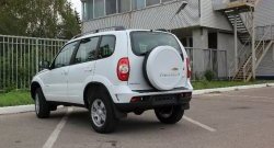 1 779 р. Чехол запасного колеса Chevrolet V3 Лада Нива Трэвел (212300-80) (2021-2025) (Окрашенный)  с доставкой в г. Белгород. Увеличить фотографию 2