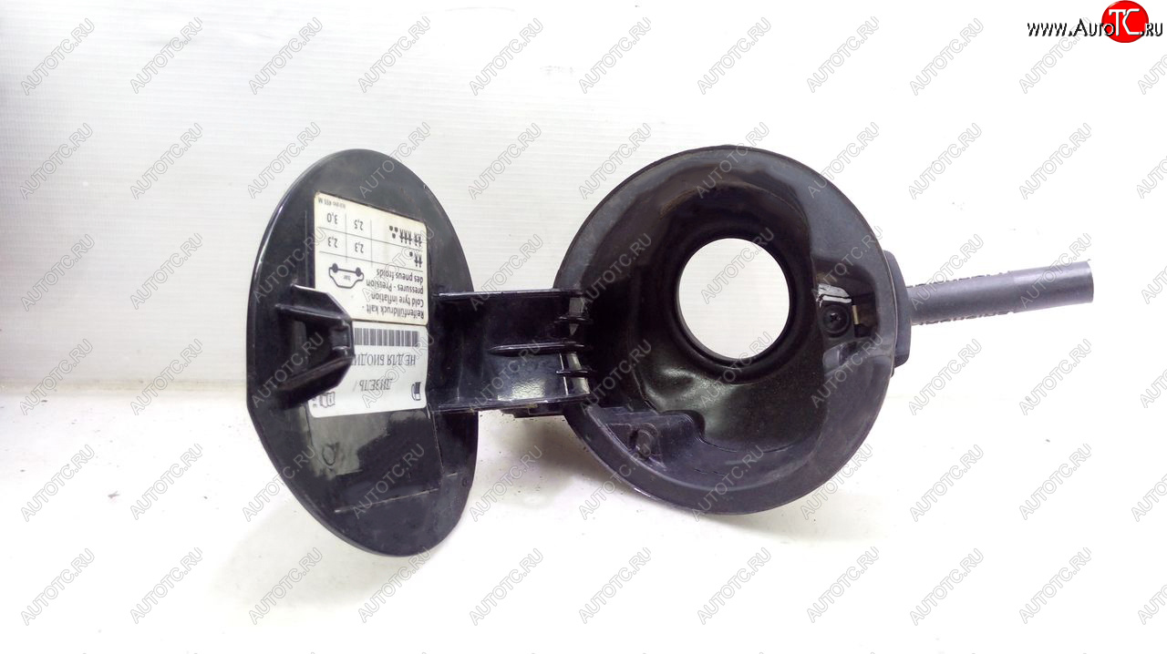 11 199 р. Крышка лючка заливной горловины топливного бака VAG Volkswagen Passat B6 седан (2005-2011) (неокрашенный)  с доставкой в г. Белгород