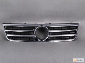 Решетка радиатора Original Volkswagen Touareg 1 GP дорестайлинг (2002-2007)