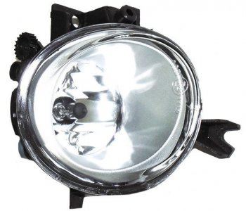 Левая противотуманная фара SAT v1 Volkswagen Touareg 1 GP рестайлинг (2006-2010)